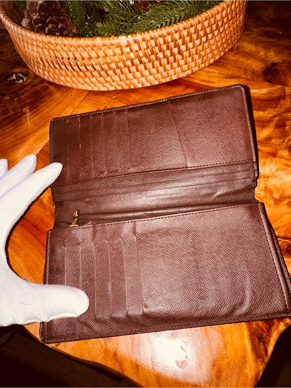 Louis Vuitton Damier Infini Porte feiulle
Brazza Long Wallet Purse/ authentic - Picture 6 of 15